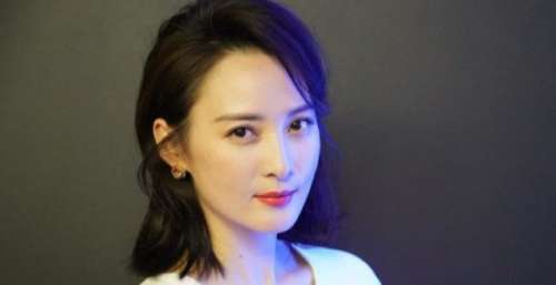 老牌女神也不忘捞金，复出演技令人堪忧，网友：尴尬得让人不想看