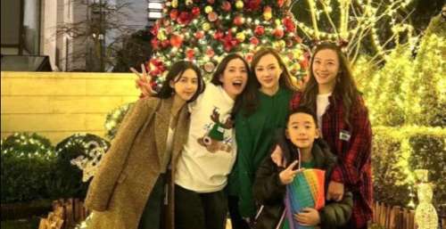 潘玮柏太太宣云晒聚会照，应采儿母子出镜，众人似乎很喜欢宣云