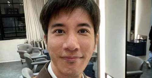王力宏深夜逃离酒店，10多名工作人员护送，新藏身地点被曝光