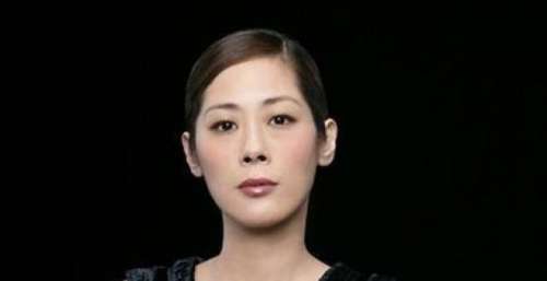 曾是“歌坛天后”，36岁与和尚生下一子，今54岁关淑怡过得如何？