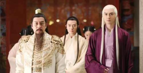 三生三世：墨渊的仙身被偷走，为何天君和帝君的反应截然不同？