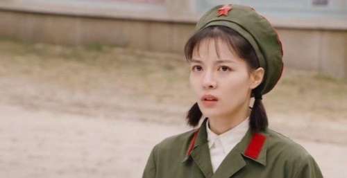 本想《王牌部队》女主够美了，当女配出场的那刻，才知道啥叫惊艳