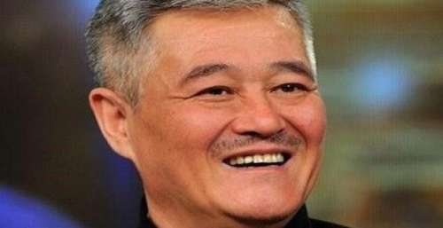 2022虎年央视请赵本山出来“走两步”