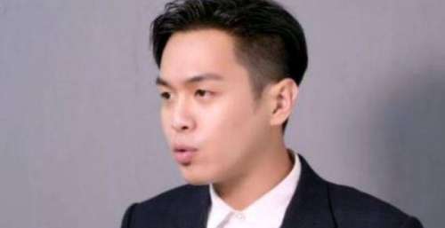 张若昀觉得张艺上很适合演舒羞，直接打电话给她，张艺上回复超搞笑