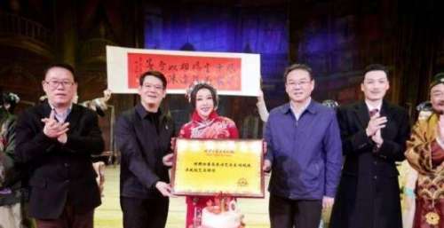 《风华绝代》《武则天》七万句台词无缝衔接 刘晓庆京津双戏连台