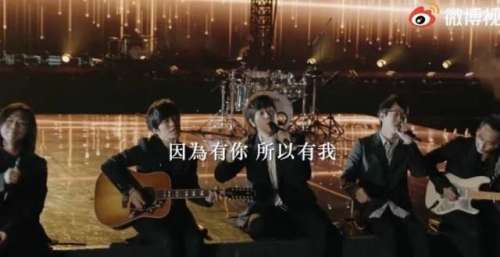 阿信2000条微博也要发文留念，为什么音乐人都爱用微博社交？