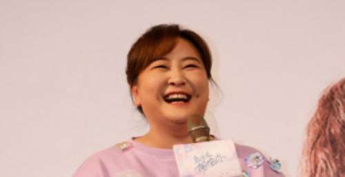 黄渤、贾玲、朱一龙发跨年邀约，片尾曲好听，你会为电影打call吗