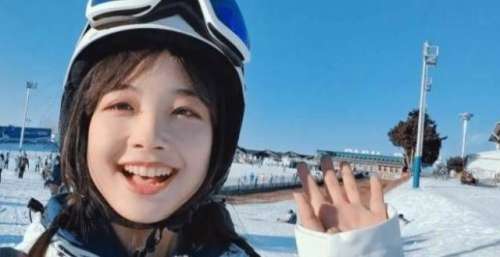 “最记者”王冰冰草率了，挑战8岁滑雪小朋友，一不小心成了学生