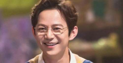 《快本》彻底消失，《你好星期六》正式上位，曾经5人只剩何炅