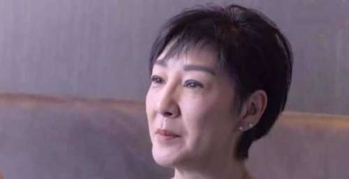 张国荣的初恋雪梨：17岁未婚生子，独自抚养儿女的悲与痛