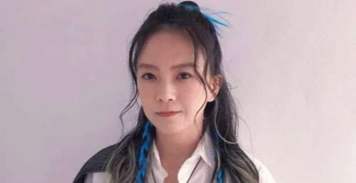 《偏爱》原唱张芸京近况曝光，靠商演还款，曾为赚钱街头卖艺