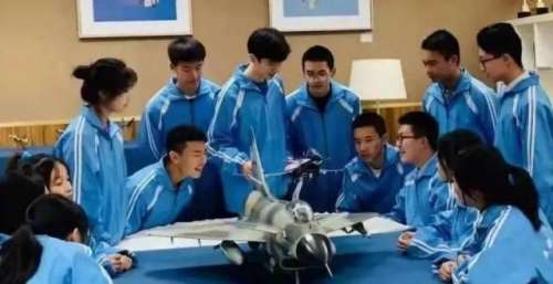 “在我心中，我的家乡很完美！” 青羊学子方加成以MV向世界推广成都