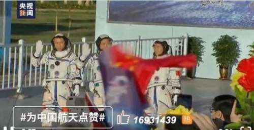 一起分享！热搜里的2021