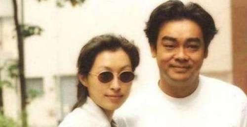 24岁艳压蔡少芬夺冠，下嫁刘青云23年，无子女另有隐情