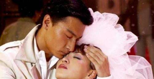 删掉梅艳芳和刘德华的情侣戏，抢走对方主题曲，到死她都没被原谅