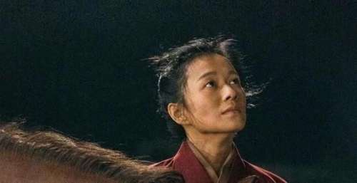 《爱情神话》里的“小野猫”倪虹洁：人要活得随性一点