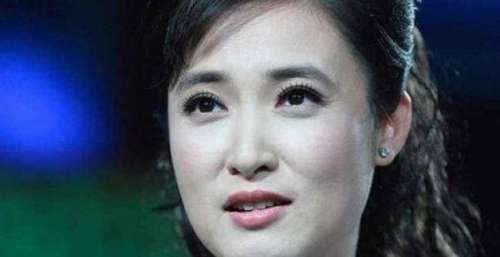 桑晨：“意外”成为主持人，在央视扎根27年，资历不输李梓萌