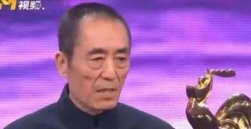 昨晚，金鸡奖颁奖礼上，张艺谋一番话感动无数人