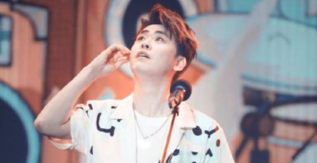 德云社封箱抢票如同打地鼠，观众呼声一片，只有他缺席两年