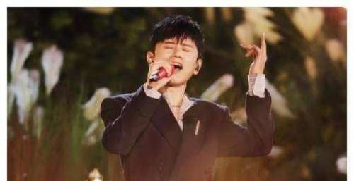 《时光音乐会》张杰回忆北漂辛酸经历，何老师的出场方式令人意外！