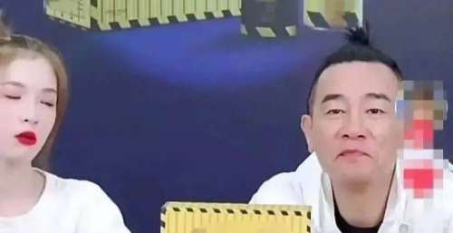 陈小春直播卖货5千，还有明星倒贴2百，明星直播“惨案”不断