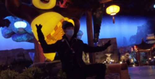 工作室夜间发布环球影城游玩小日常，观看人数突破1600万！
