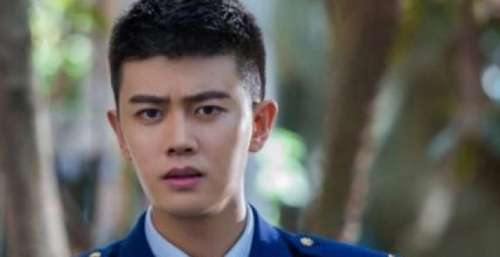 任嘉伦新剧《暮色心约》即将开机，看到女主时开始犹豫要不要追？