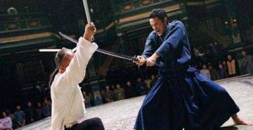 霍元甲被毒死的？79年后，后人迁坟打开了棺木，发现骸骨是黑色的