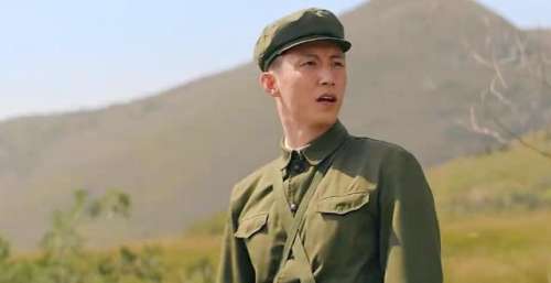 王牌部队：那些格局宏大的对照组，“金手指”真能掩盖其光芒吗？