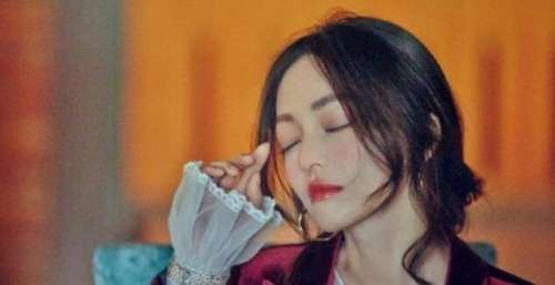 新年茶话会大腕云集：刘德华穿唐装献唱，张韶涵已连续两次受邀参加