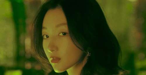 第1位100亿票房女艺人，错失了周冬雨和白百何，却要归属马丽了