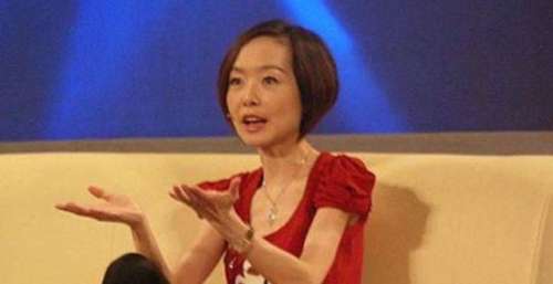 鲁豫是怎么从一线主持人走到如今万人唾弃的地步的？