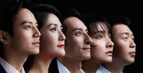 《你好星期六》首播，何炅照顾全场，游戏不够尽兴，访谈不够深入