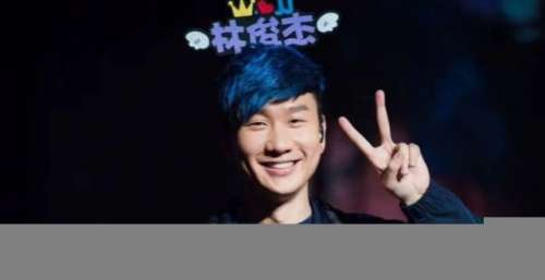 女网友再发文，曝林俊杰曾同时和多个女生交往，她曾被林俊杰恐吓