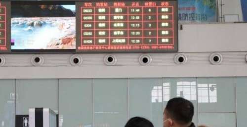 主题歌曲《领航》在全国各地广泛传唱、反响热烈