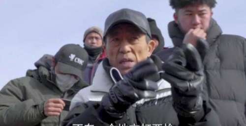 多部影片蜂拥贺岁，冯小刚新作提前逃档，张艺谋势要放手一搏