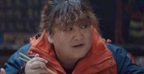 上映首日票房破3亿，被好评刷屏，贾玲出品，必属爆款？