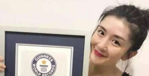 “太阳女神”谢娜，爱情事业双丰收，如今怎么样了？