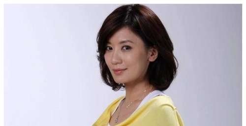贾静雯伊能静，离婚后都把孩子留给前夫，洪欣却不一样