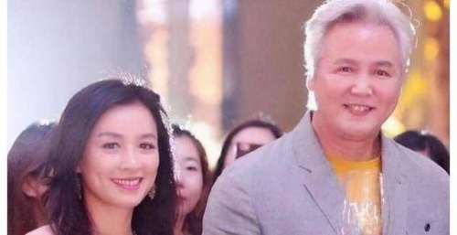 涉嫌传销被查处，酒窝戏精张庭和她的妖王老公要凉了吗？