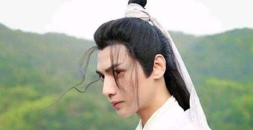 为什么《香蜜沉沉烬如霜》的前中期里，润玉没有强行娶了锦觅呢？