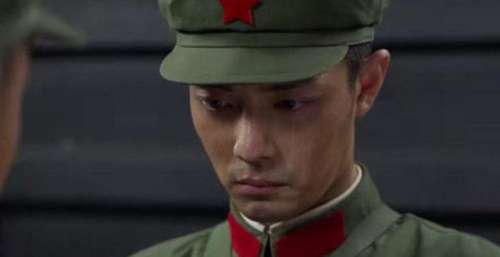 《王牌部队》热播，肖战演技进步明显，哭戏爆发力收获一众好评