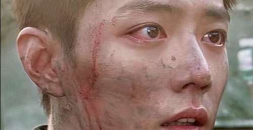 排长为救顾一野牺牲了！《王牌部队》肖战的演技展现高光时刻
