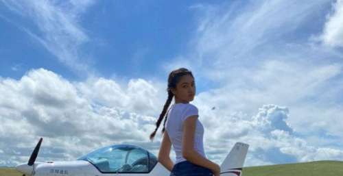 任达华否认17岁女儿恋爱传闻，规定任晴佳读完大学才准恋爱
