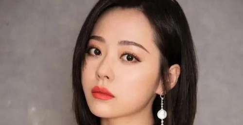张靓颖的歌唱得那么好，为什么突然不红了，咖位竟然没有李宇春高