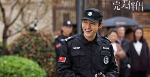 高圆圆《完美伴侣》演技在线，首播好评如潮收视高，胡歌帮忙串演