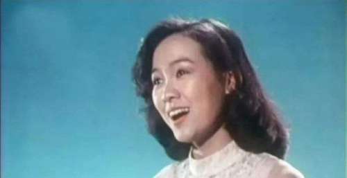 1983年一夜爆红的郑绪岚，遭封杀后离开中国，后来怎样了