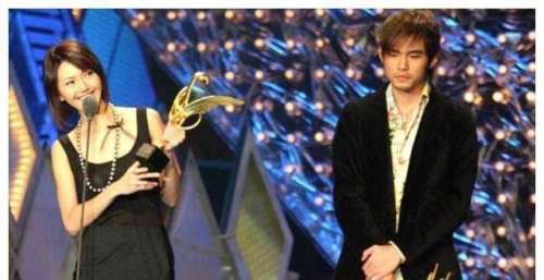当年红极一时，如今“消失匿迹”的8位歌手，大都只能县城商演了