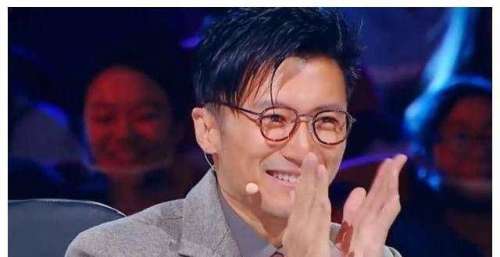 战东鹏：烤鱿鱼一年狂卖500万、让谢霆锋点赞，辛酸背后有感动