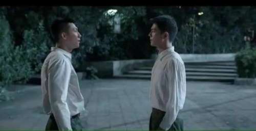 黄景瑜演军人像小混混，肖战却大受好评，差别在于体态？